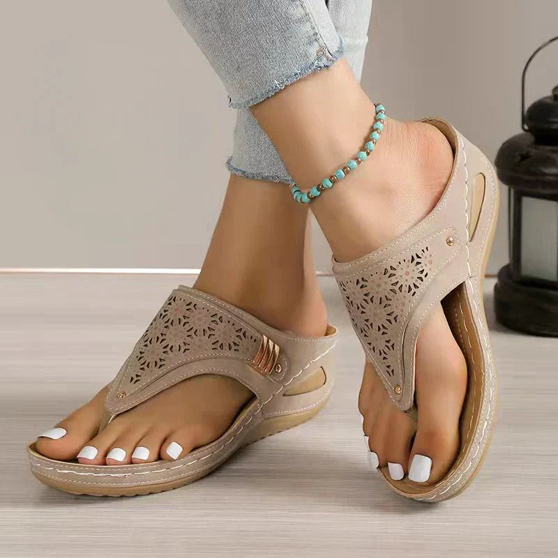 Chloe | Modern and comfortable sandals