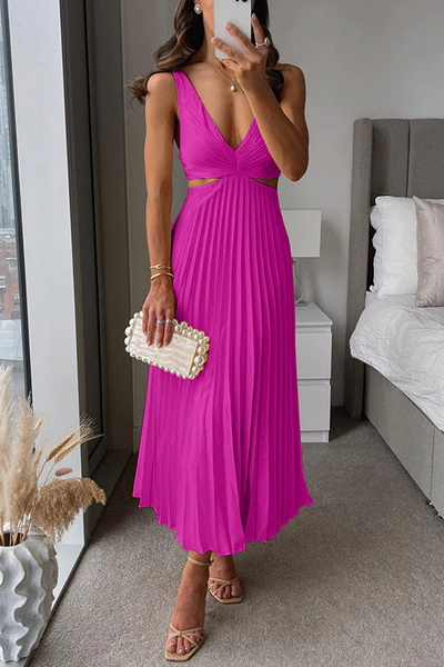 Chloe | Flowy pleated dress