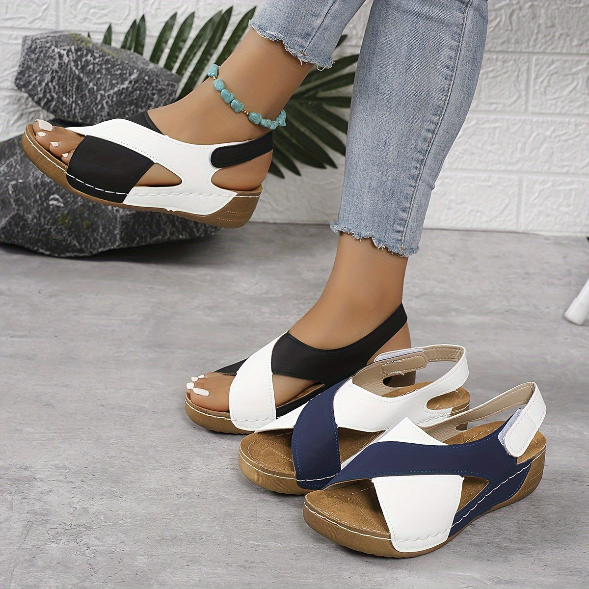 Chloe | Comfy abstract sandals