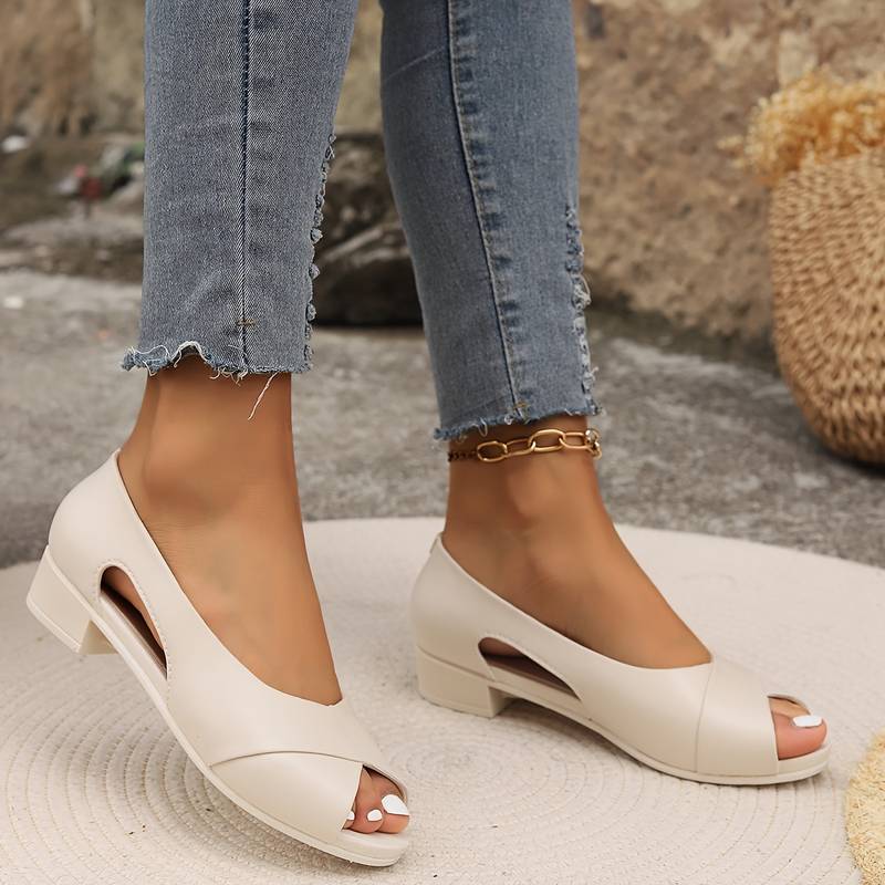 Chloe | Timeless sandals