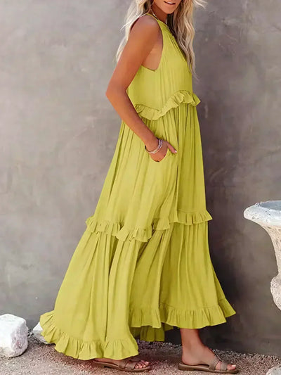 Chloe | Maxi dress with halter neck and ruffles