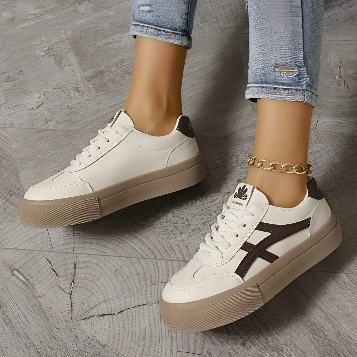 Chloe | Orthopaedic trainers