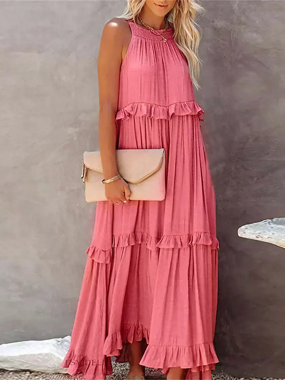 Chloe | Maxi dress with halter neck and ruffles