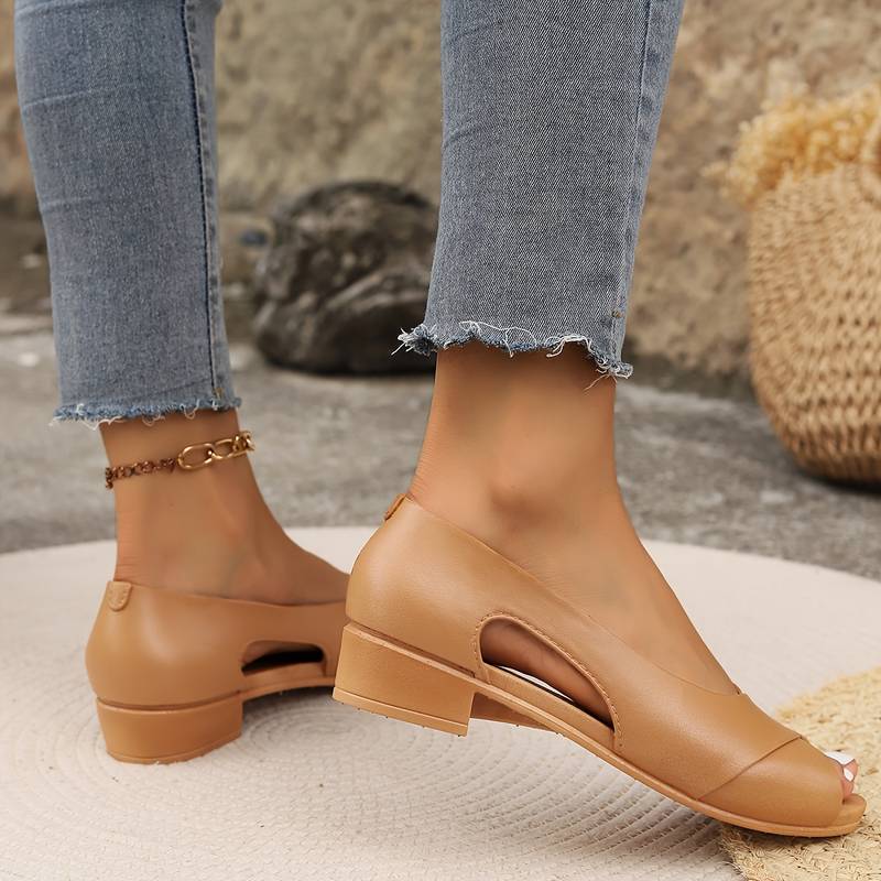 Chloe | Timeless sandals
