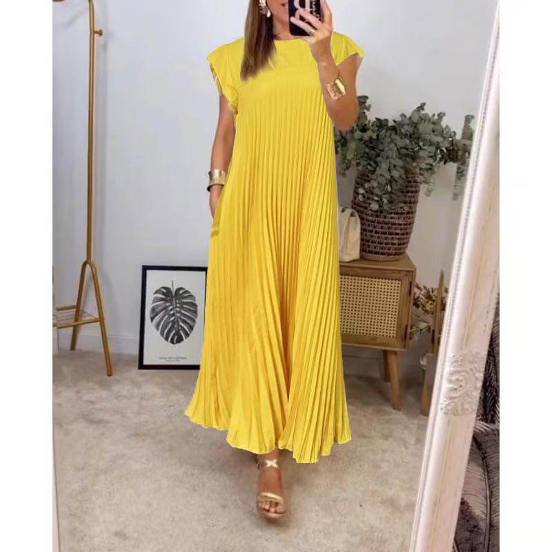 Chloe | Timeless and comfortable pleated dress