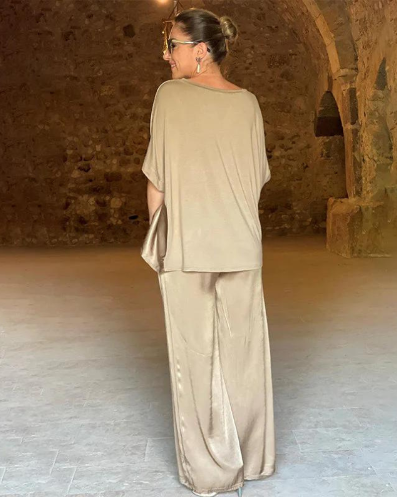 Chloe | Chic loose fitting 2-piece set