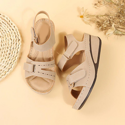Chloe | Everyday orthopaedic sandals