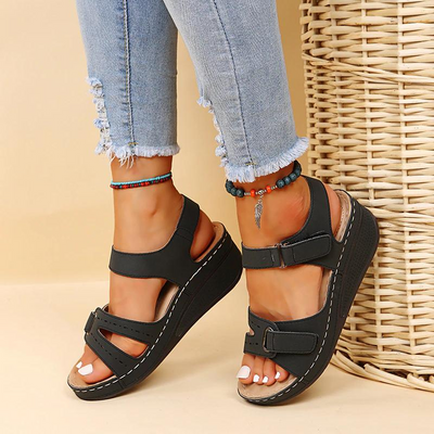 Chloe | Everyday orthopaedic sandals