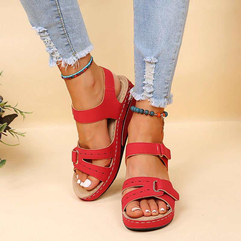 Chloe | Everyday orthopaedic sandals