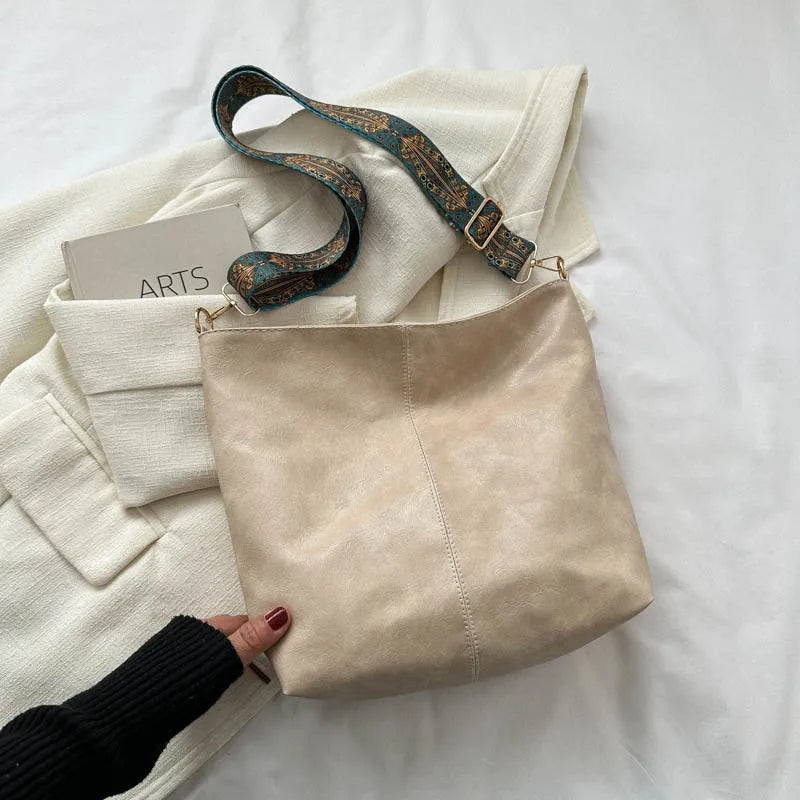 Chloe | Vintage leather shoulder bag