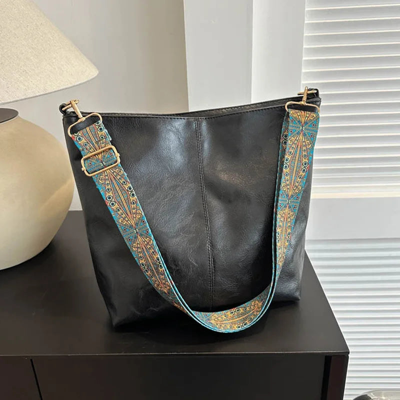 Chloe | Vintage leather shoulder bag