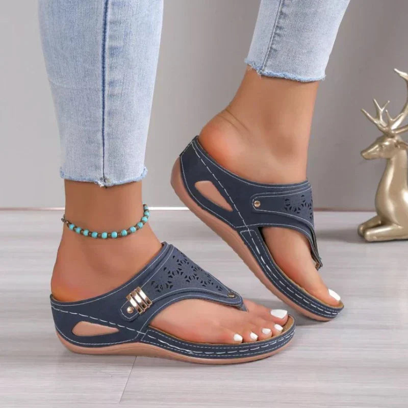 Chloe | Modern and comfortable sandals