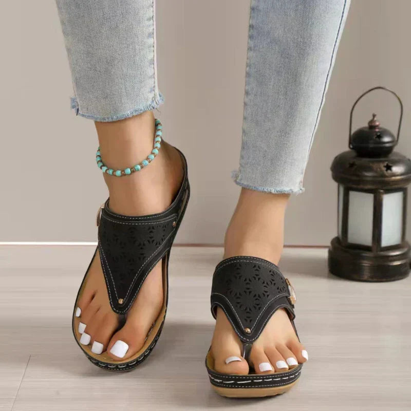 Chloe | Modern and comfortable sandals