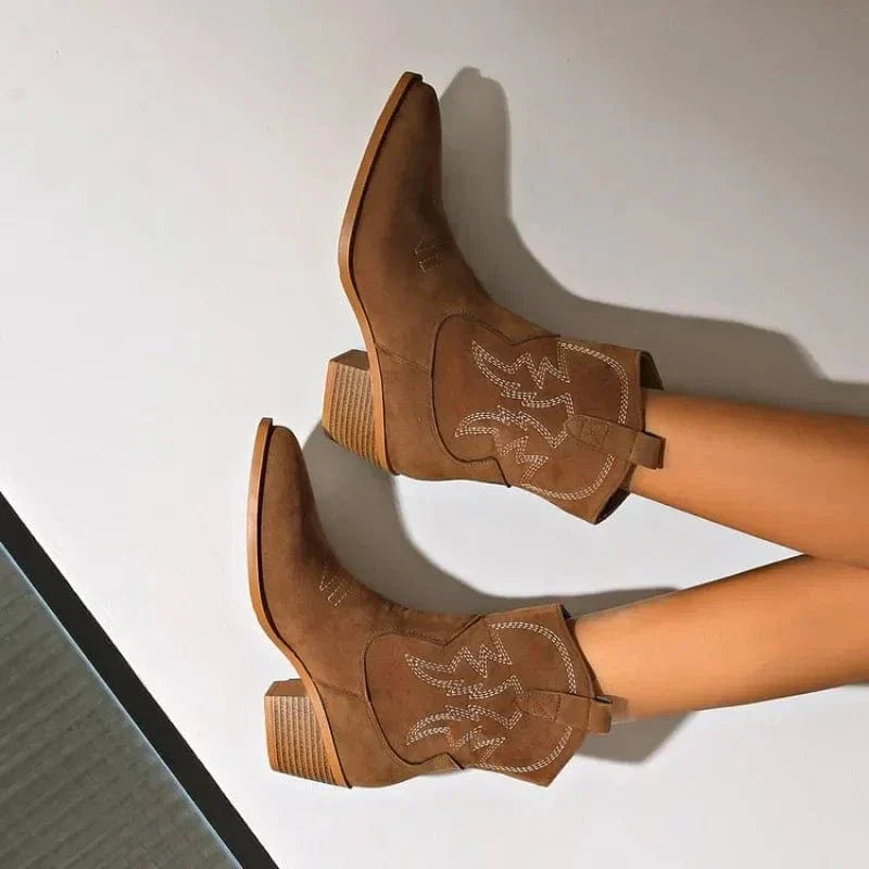 Chloe | Classic western boots