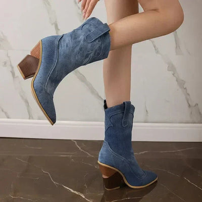 Chloe | Sleek high-heeled boots