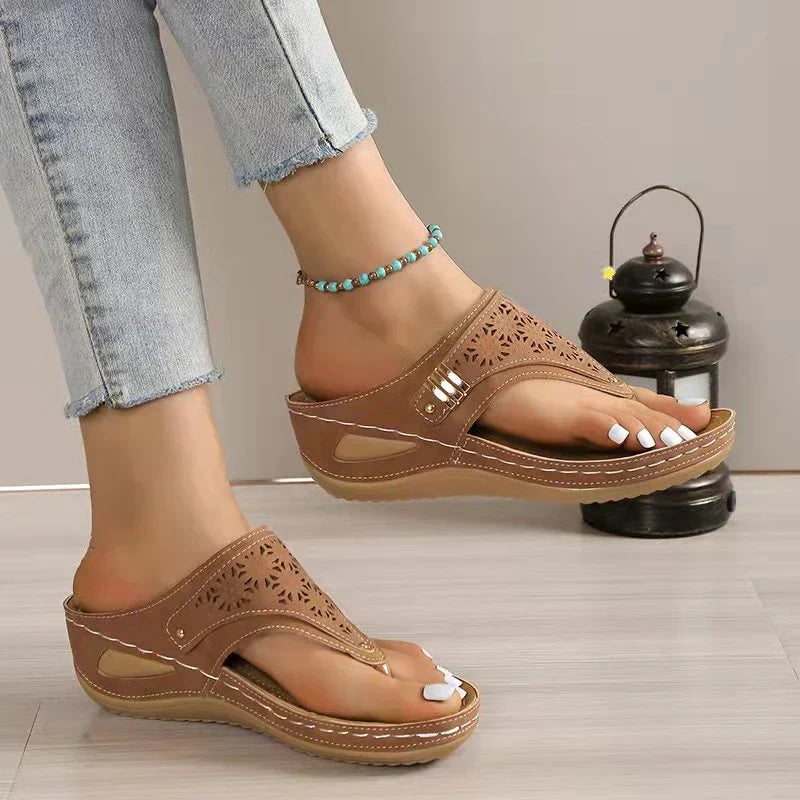 Chloe | Modern and comfortable sandals