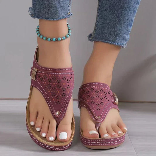 Chloe | Modern and comfortable sandals