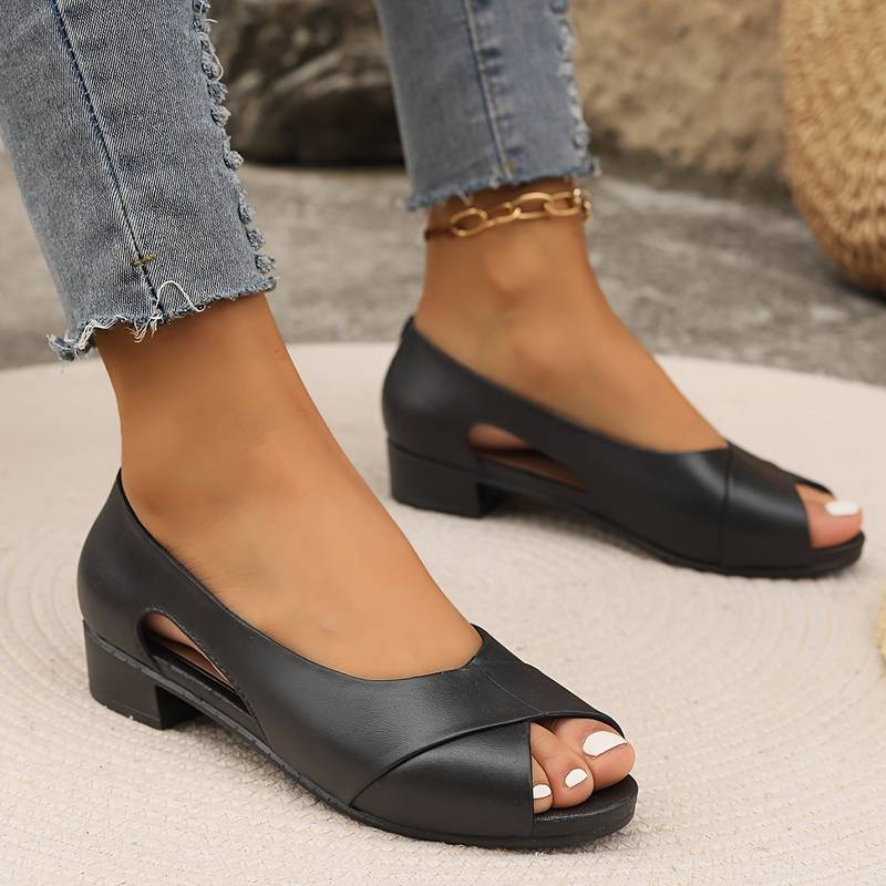 Chloe | Timeless sandals