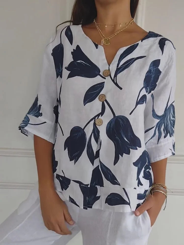 Chloe | Blouse with flowers