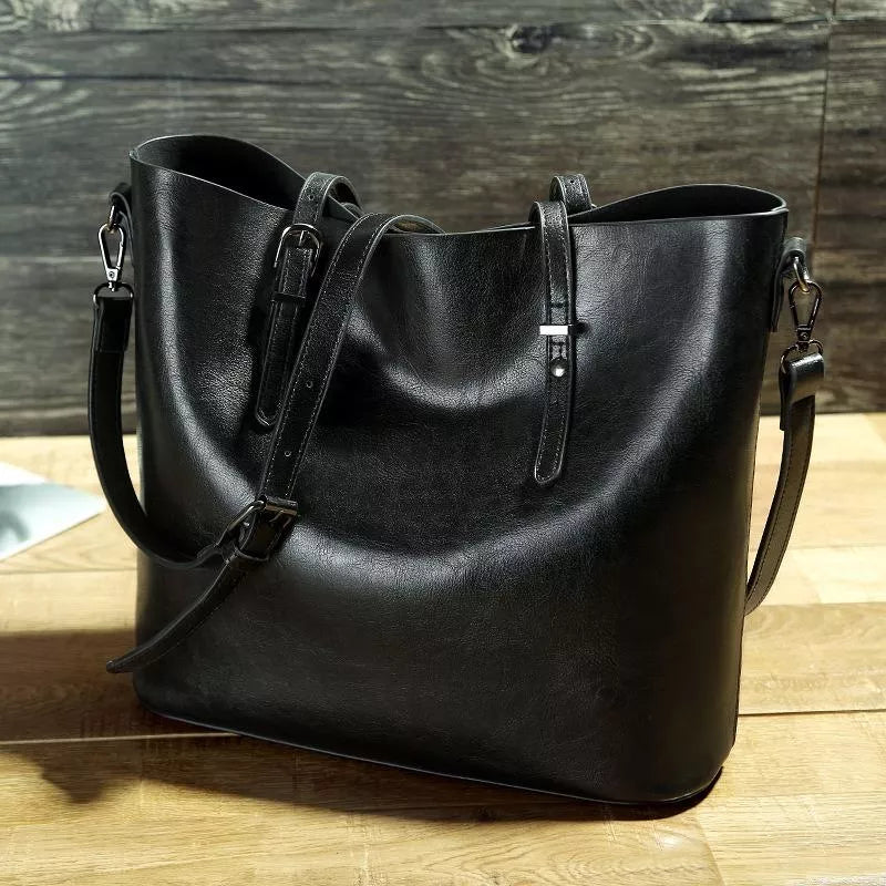 Chloe | Vintage-style leather shoulder bag