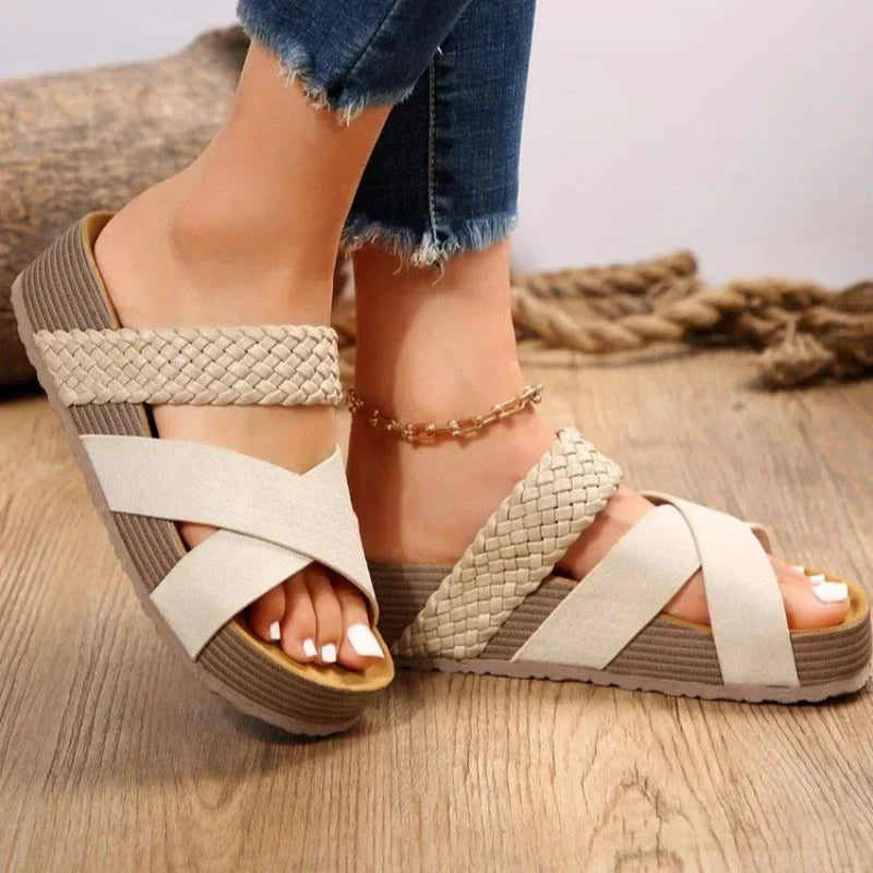 Chloe | Orthopaedic leather sandals