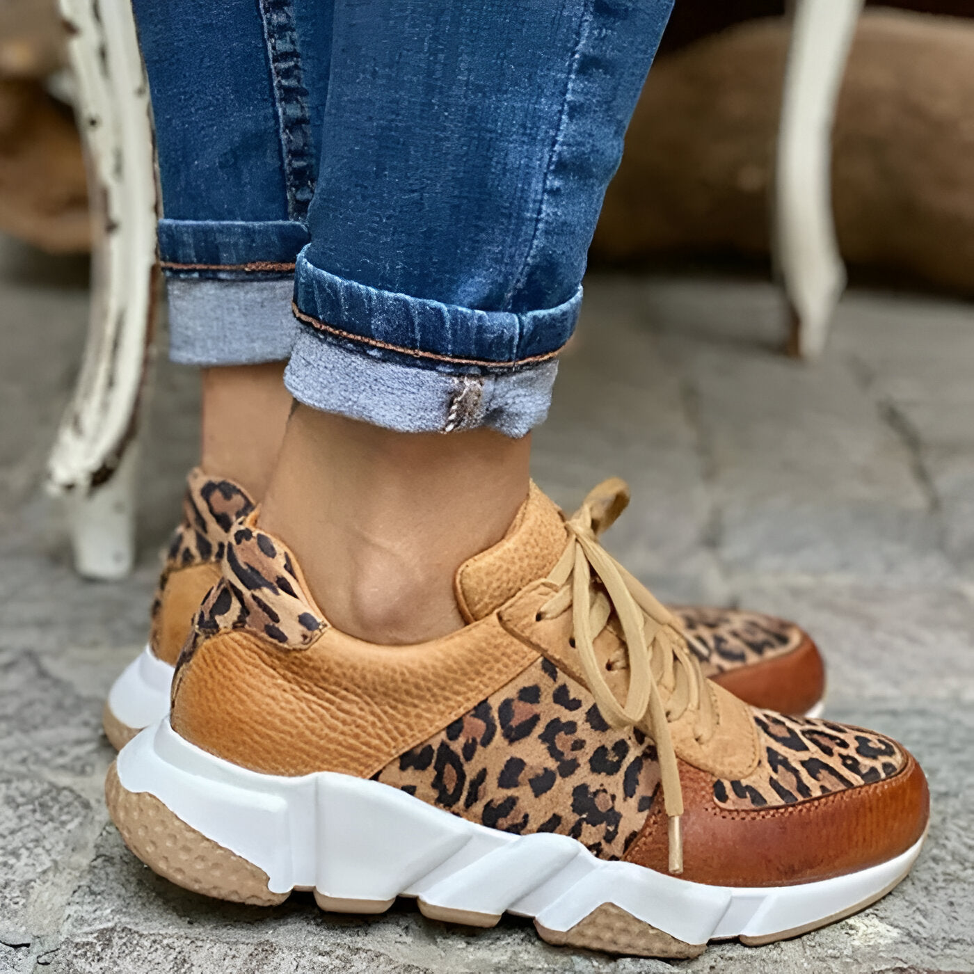 Chloe  | Stylish sneakers in leopard print