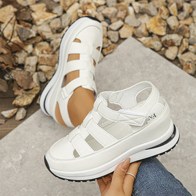Chloe | Breathable sandals with closed toes