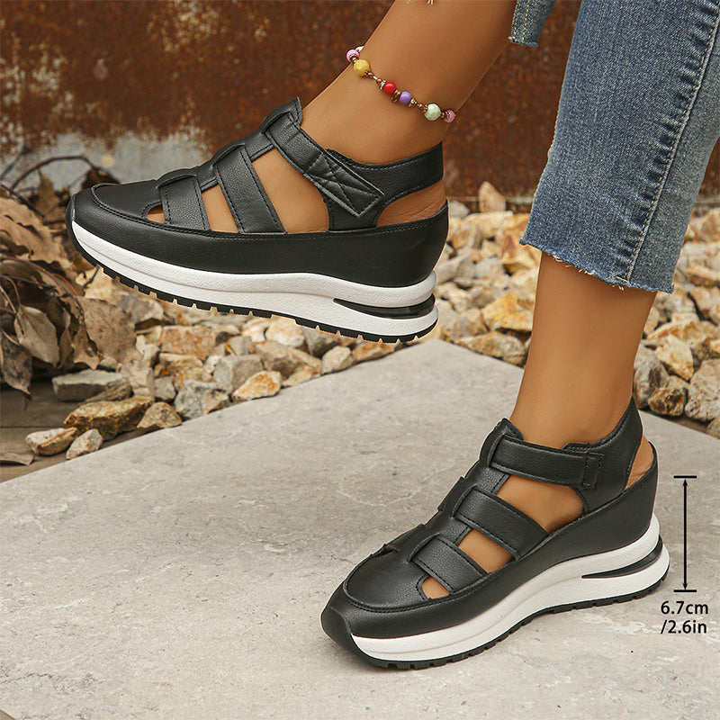 Chloe | Breathable sandals with closed toes